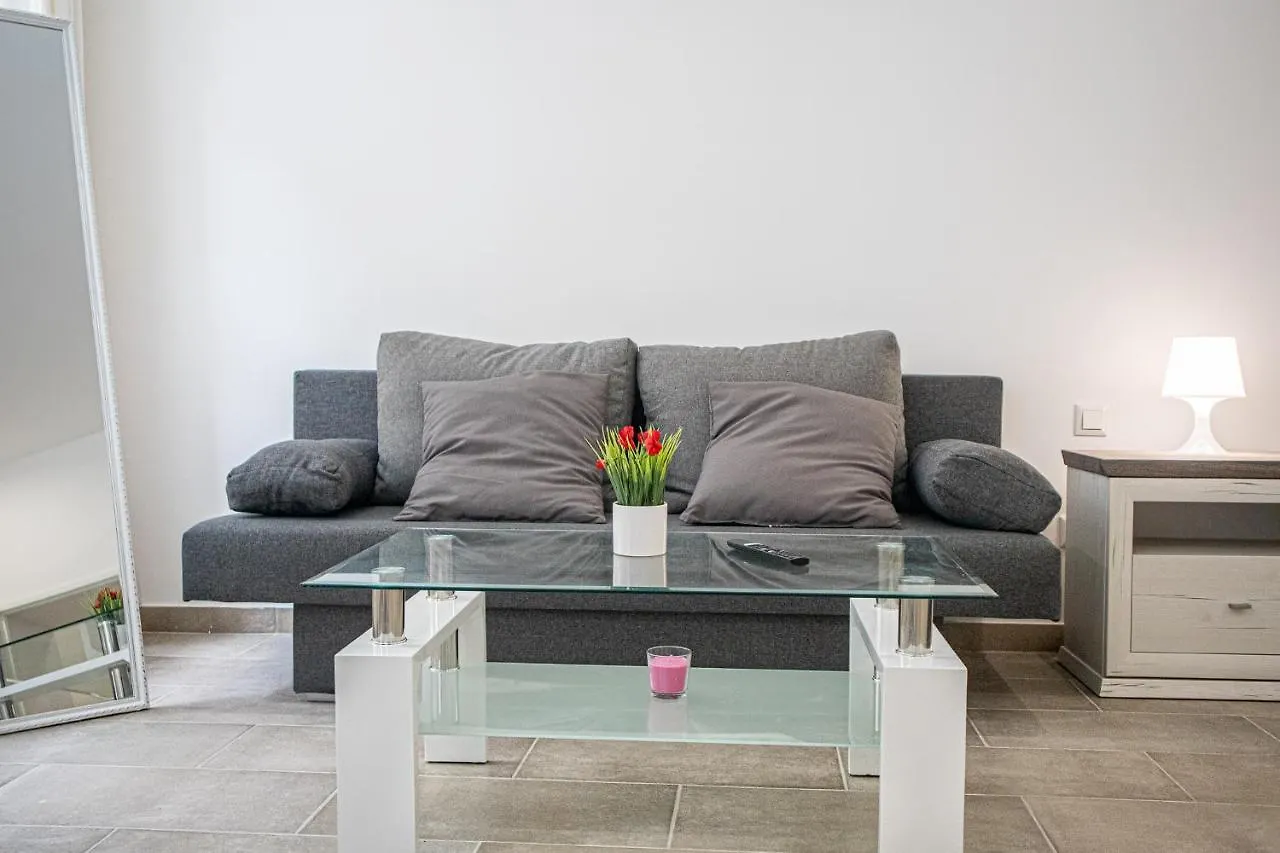 9 Min From City Center - Beautiful Studio Near U1 Reumannplatz Viena Austria
